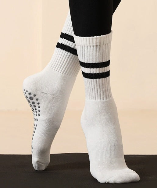 Pilates grip socks